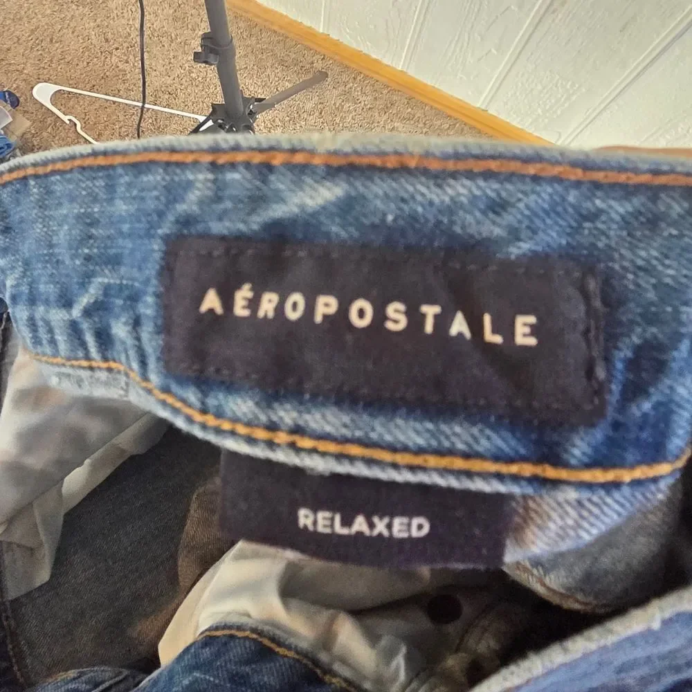 Aeropostale Men's Relaxed Blue Jeans, Size  29 X 30